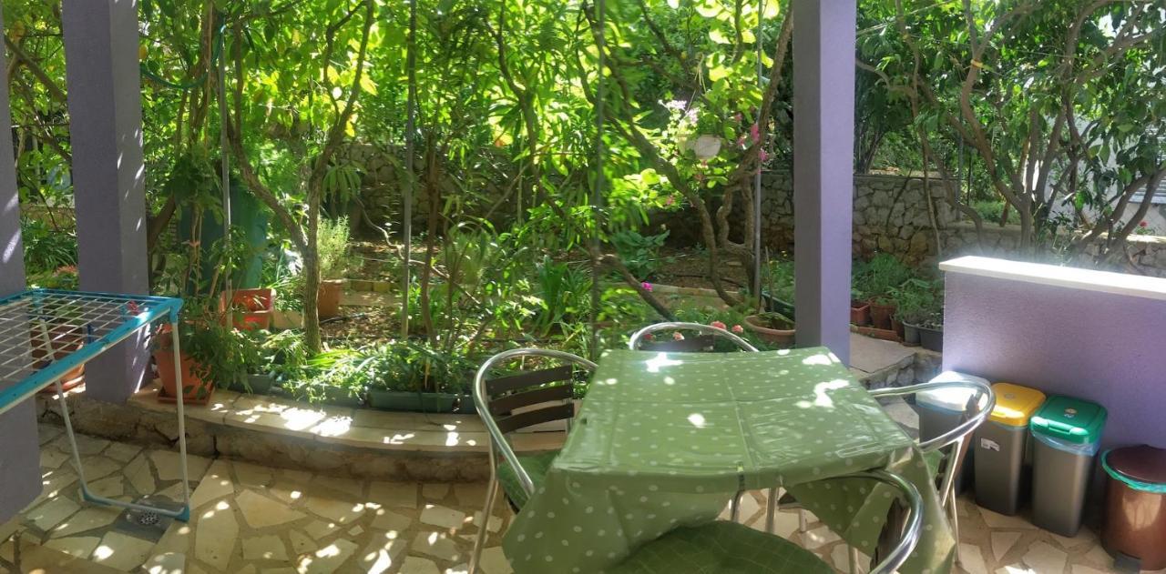 Villa Millefiori - Apartments Mali Lošinj Dış mekan fotoğraf
